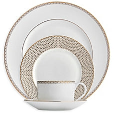 Lismore diamond gold dinner plate 27cm