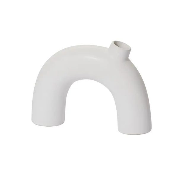 Elia Vase 5.75x4.5"
