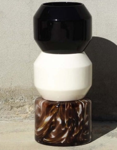 Totem vase #2 coca + white